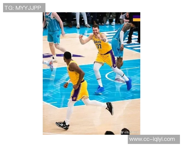 东契奇谈黄蜂之战表现起伏三球配合助攻制造投篮空间